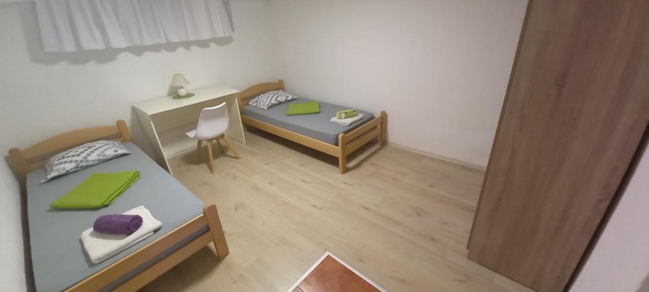Jani Apartment City Skopje City ​​Center Esterno foto