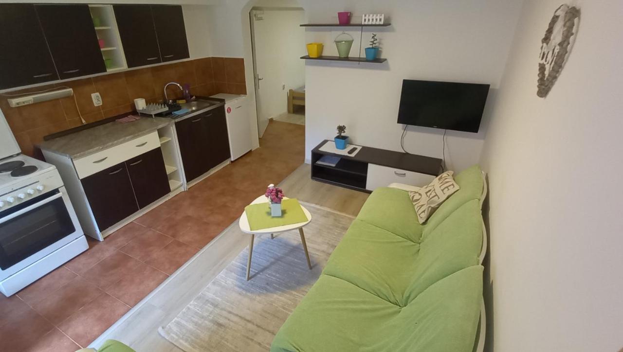 Jani Apartment City Skopje City ​​Center Esterno foto