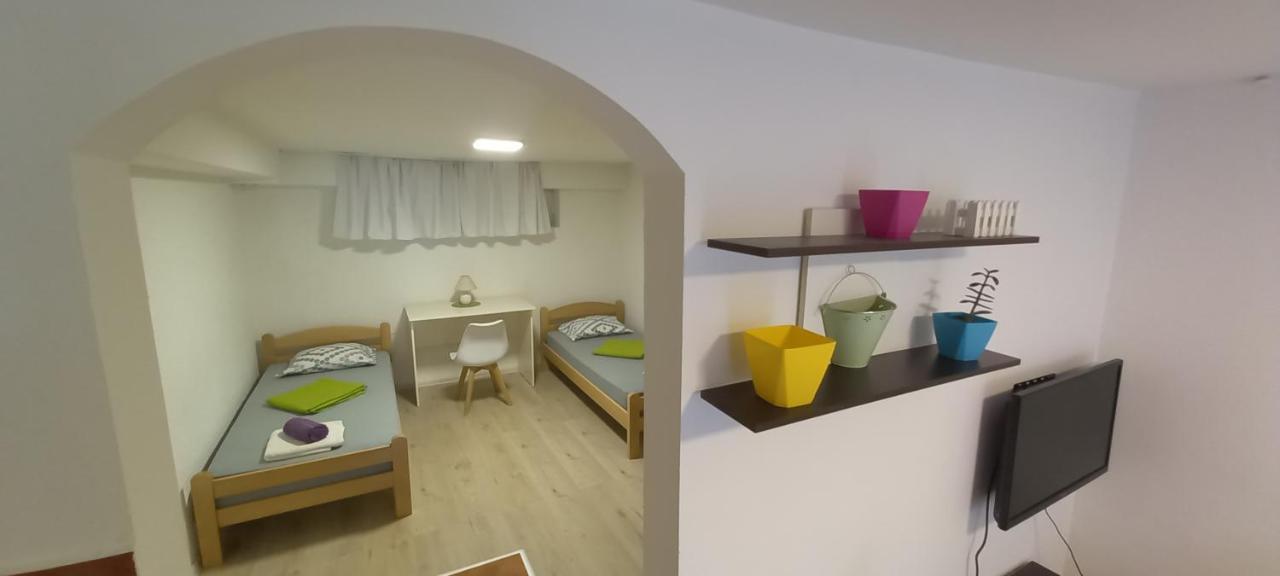 Jani Apartment City Skopje City ​​Center Esterno foto